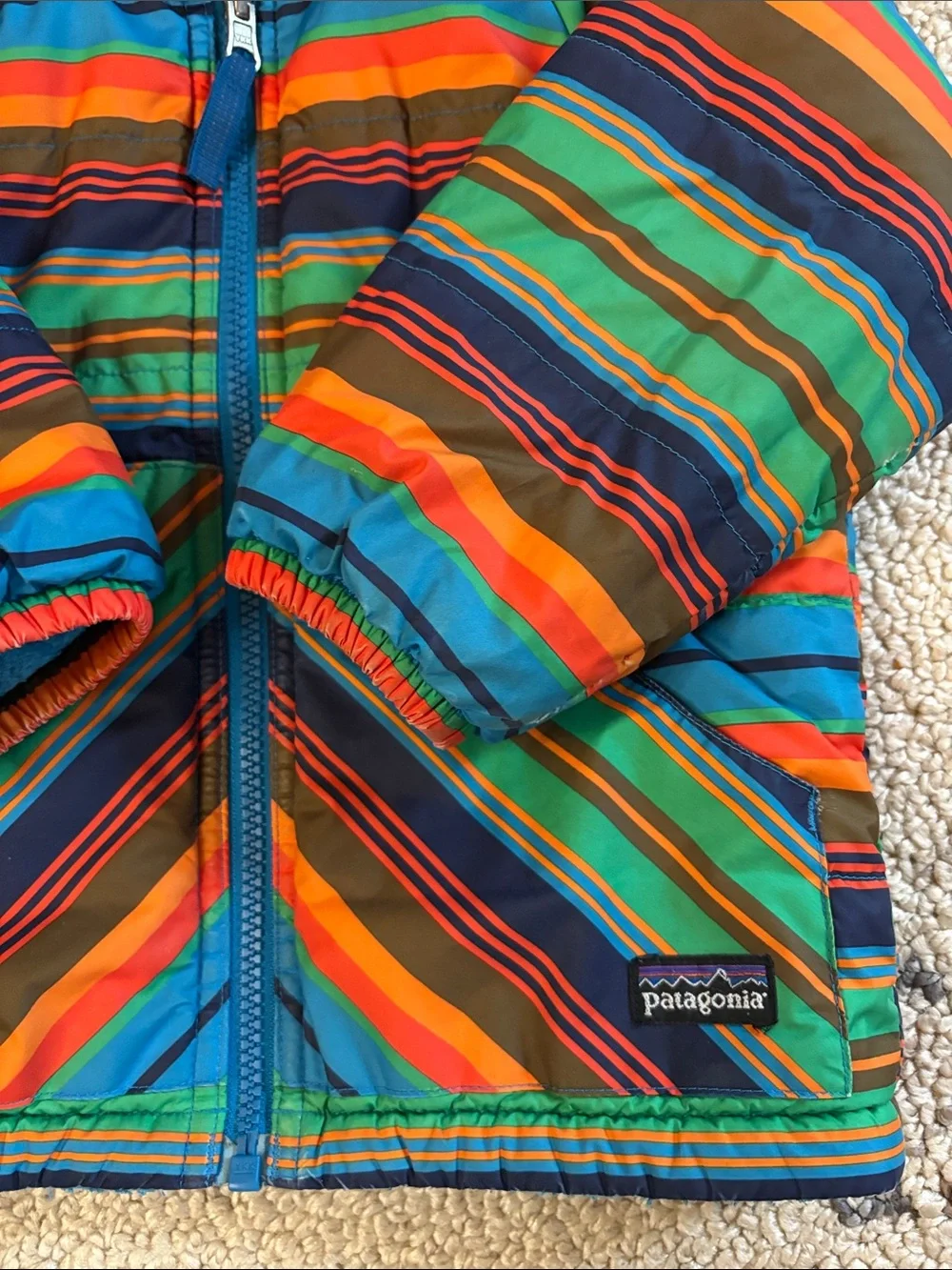 Patagonia Kids Striped Puffer Jacket in Blue, Green, Orange reversible  3T